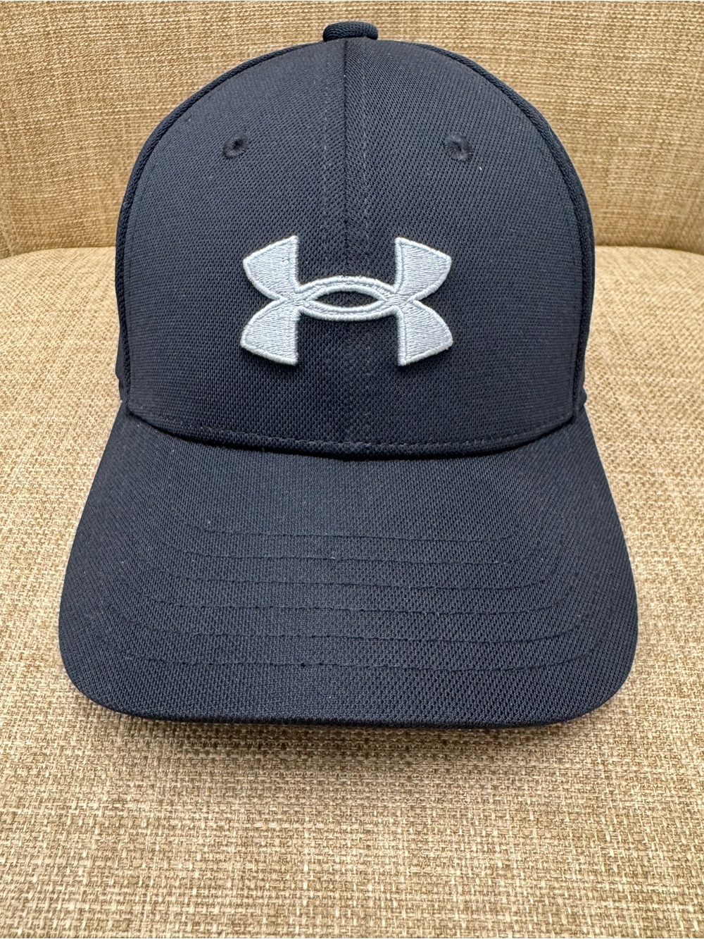 Under Armour UA Branded Cap Hat Youth Size Small / Medium Fitted    New